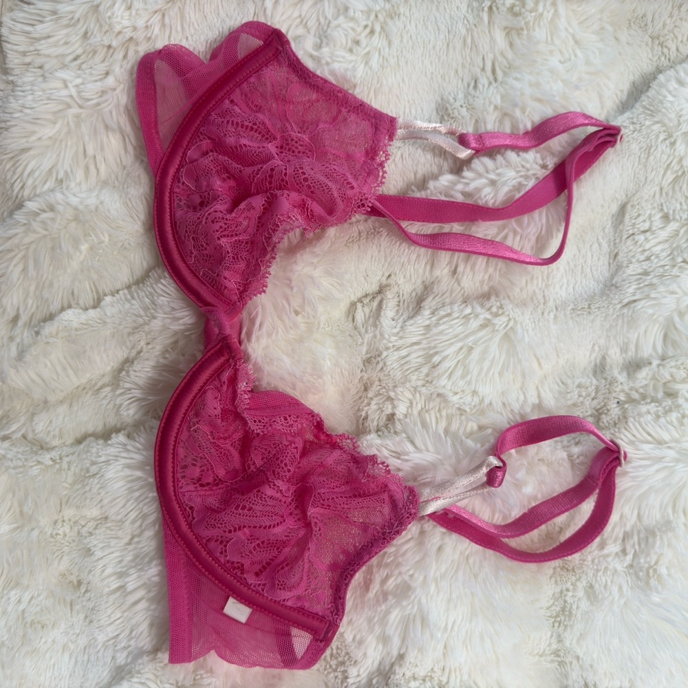 Elegant Pink Lace Bra Victorias Secret Sexy